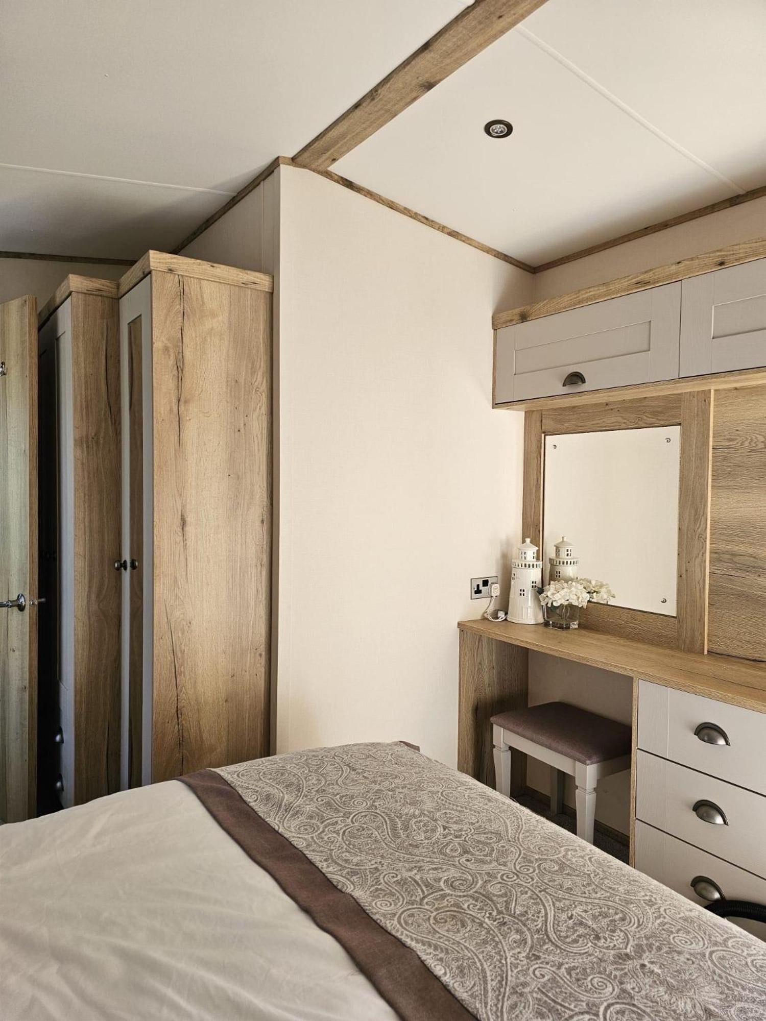 Premium 2 Bedroom Caravan With Free Wifi Ганстантон Екстер'єр фото